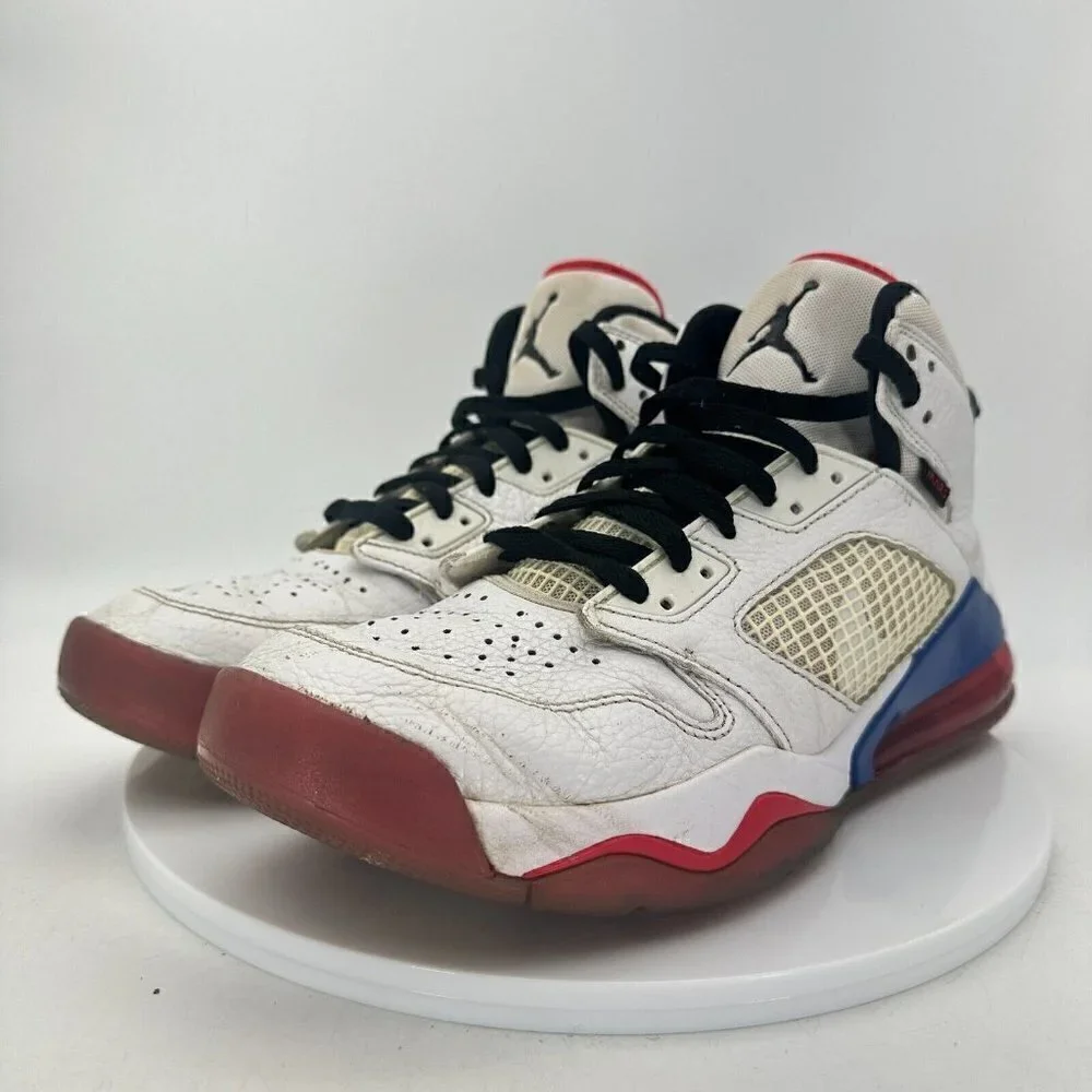 Nike Air Jordan Mars 270 Men Size 10 CD7070-104 White Red Basketball Shoes